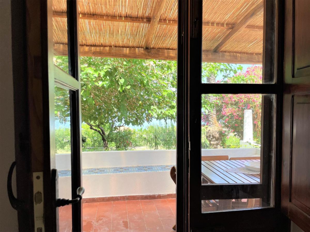 Casa Bouganville Pollara Exterior foto