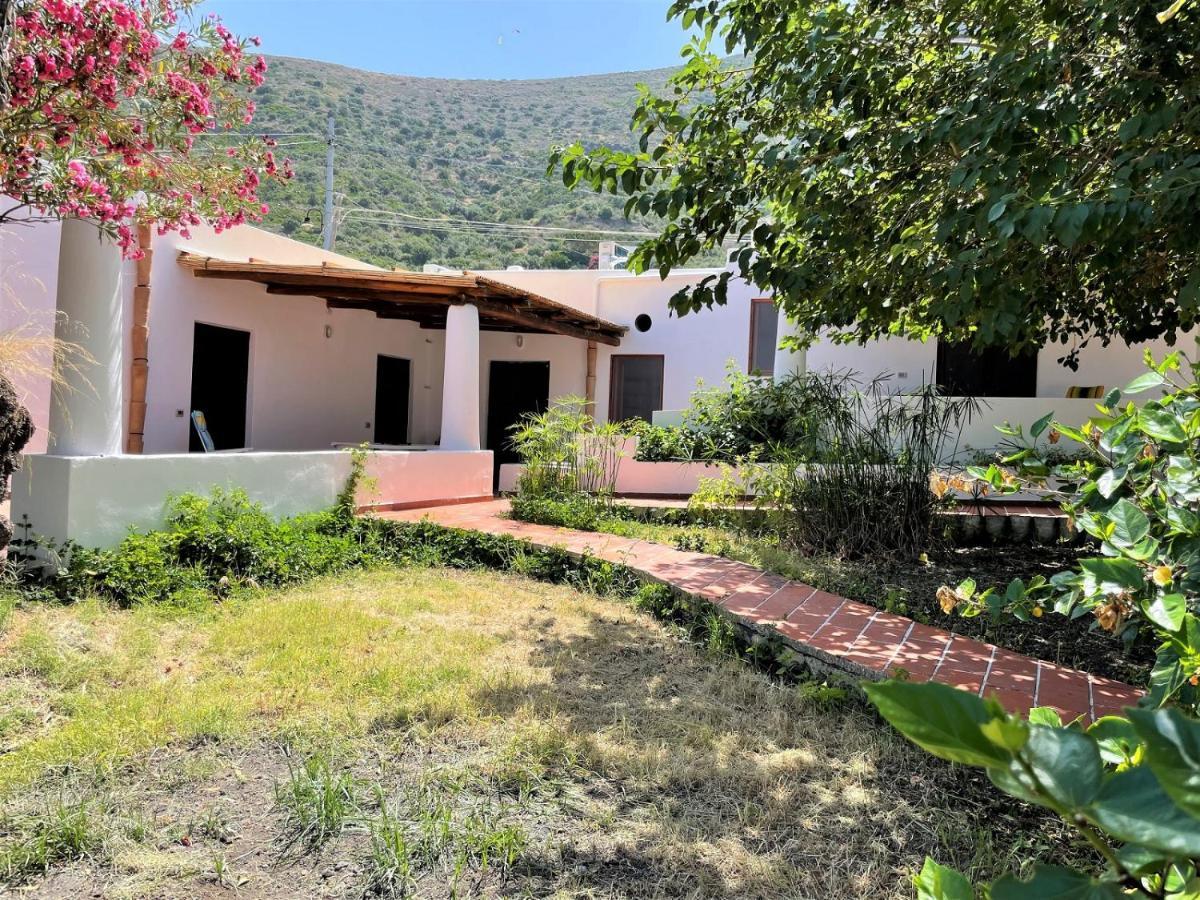 Casa Bouganville Pollara Exterior foto