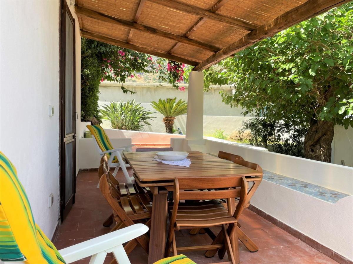 Casa Bouganville Pollara Exterior foto
