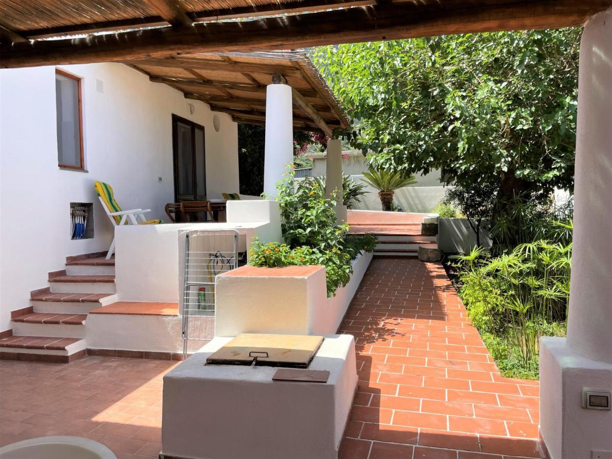 Casa Bouganville Pollara Exterior foto