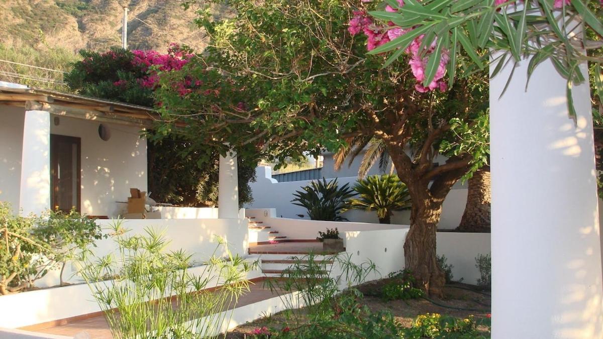 Casa Bouganville Pollara Exterior foto